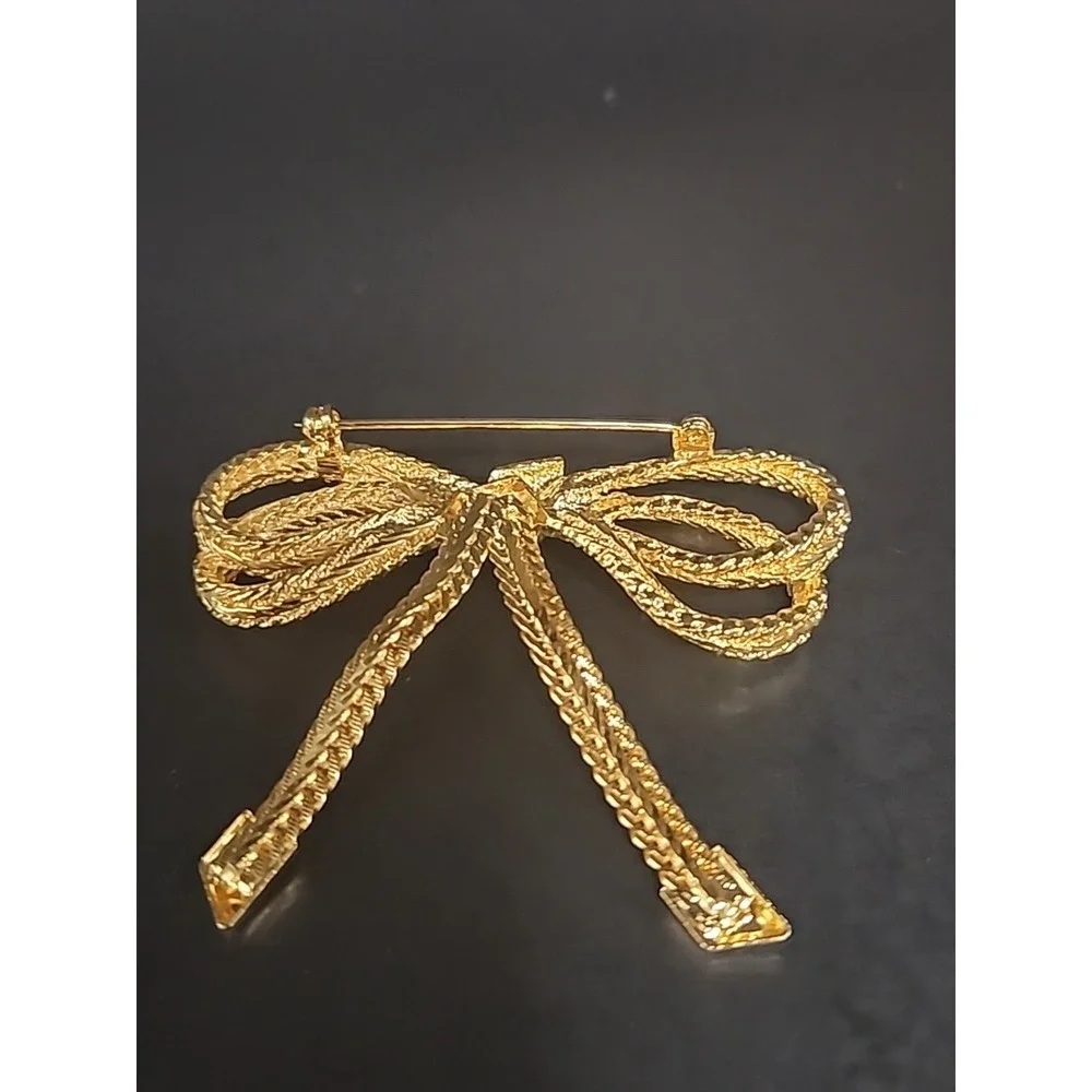 Vintage Goldtoned Snake Chain Bow Brooch Pin 3